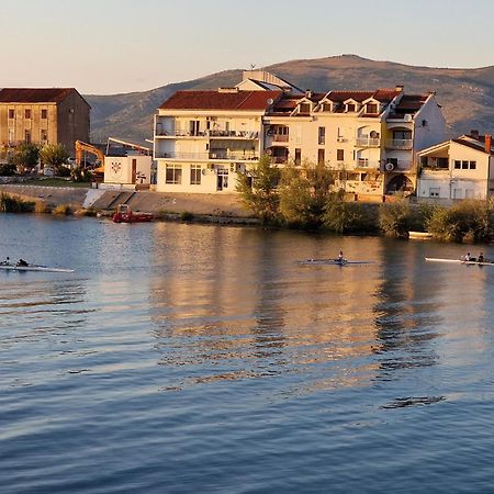 Apartmani Boras Metković Exteriör bild