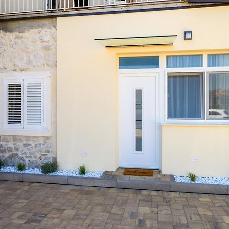 Apartmani Boras Metković Exteriör bild