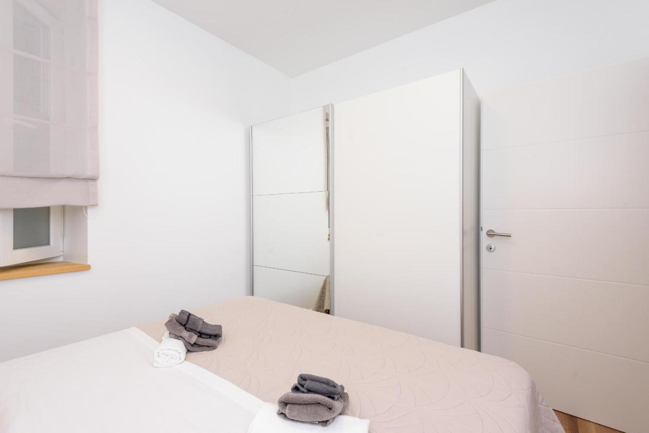Apartmani Boras Metković Exteriör bild