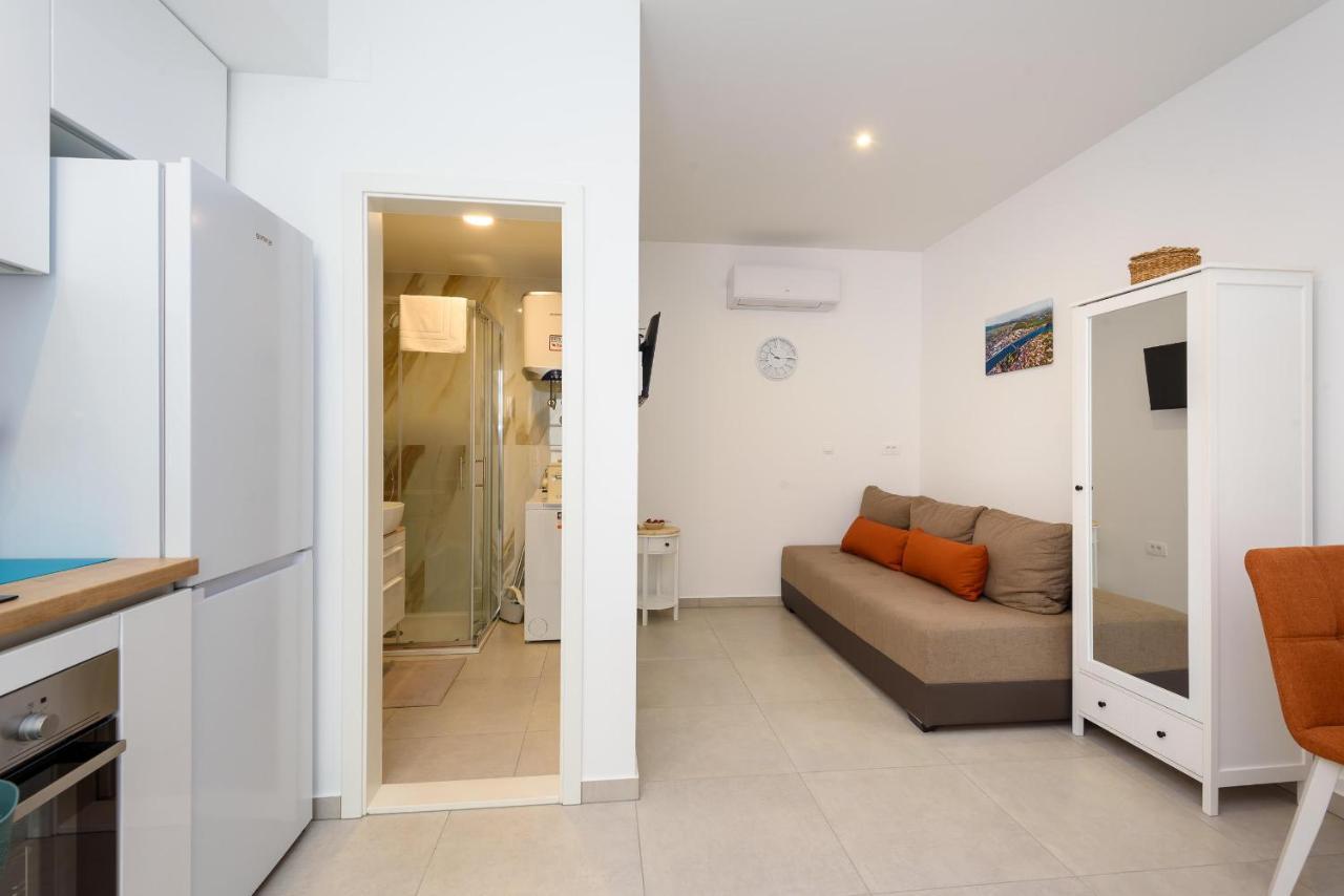 Apartmani Boras Metković Exteriör bild