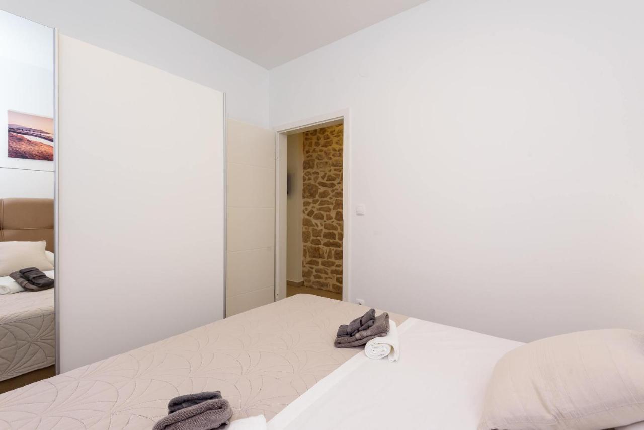 Apartmani Boras Metković Exteriör bild