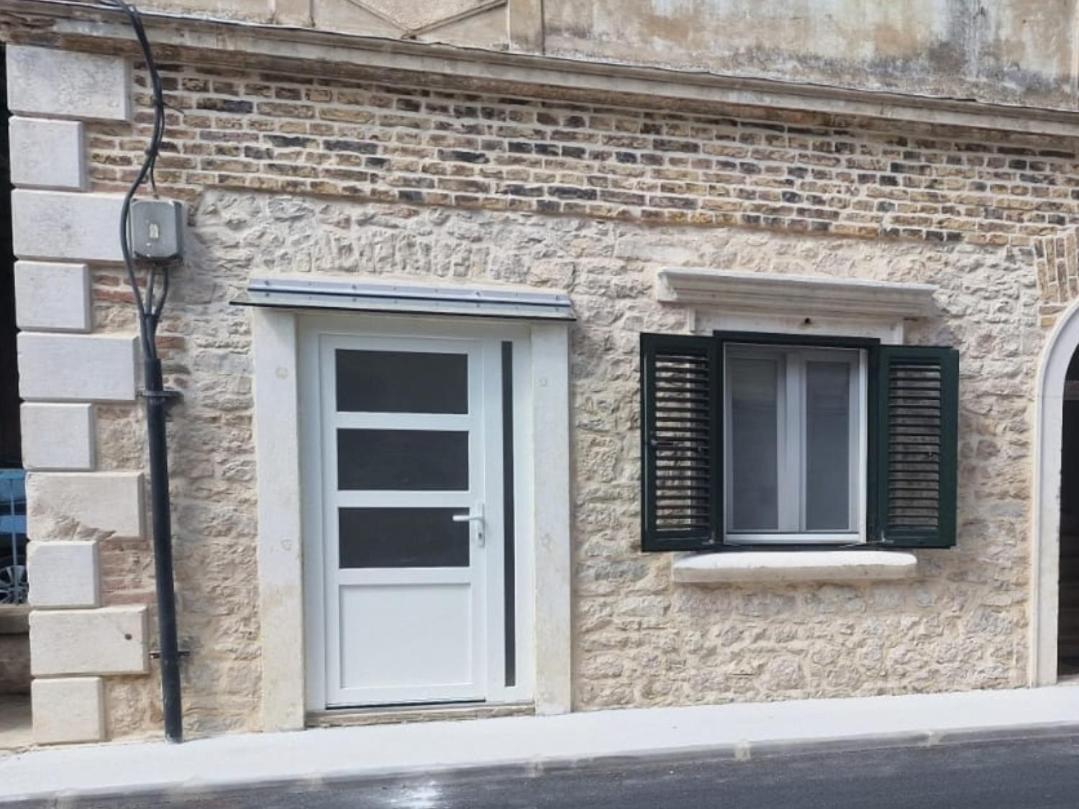 Apartmani Boras Metković Exteriör bild