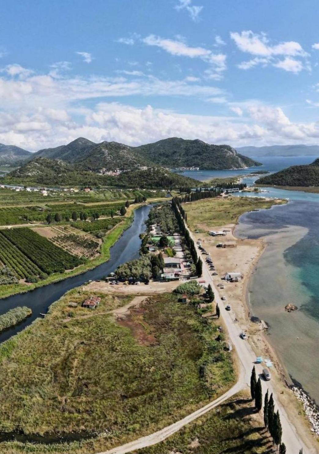 Apartmani Boras Metković Exteriör bild