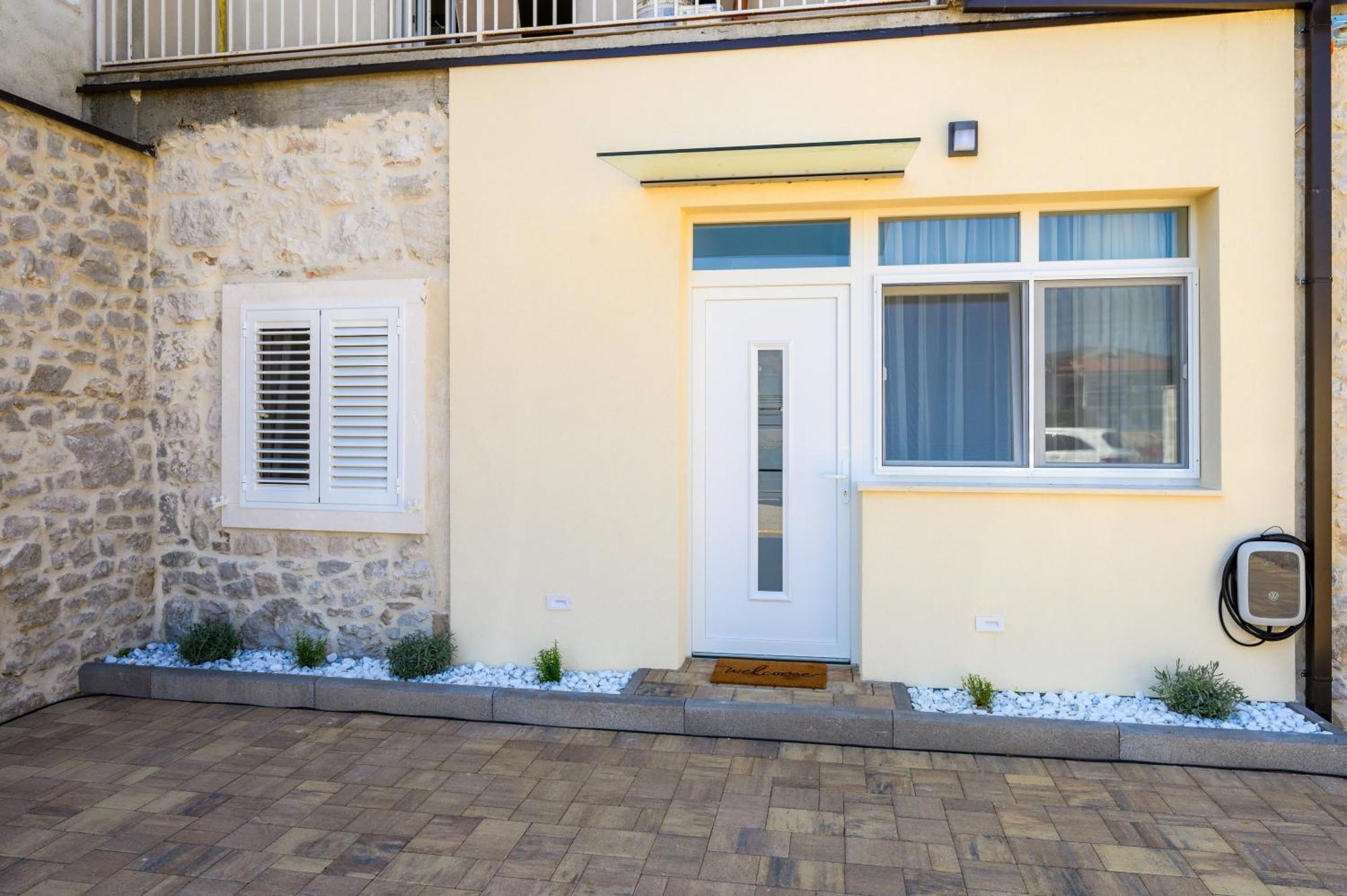 Apartmani Boras Metković Exteriör bild